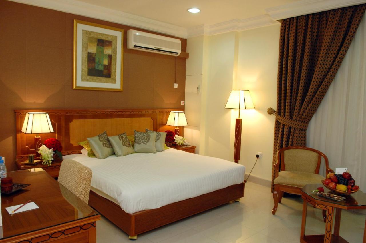 Al Muntazah Plaza Hotel Doha Kültér fotó