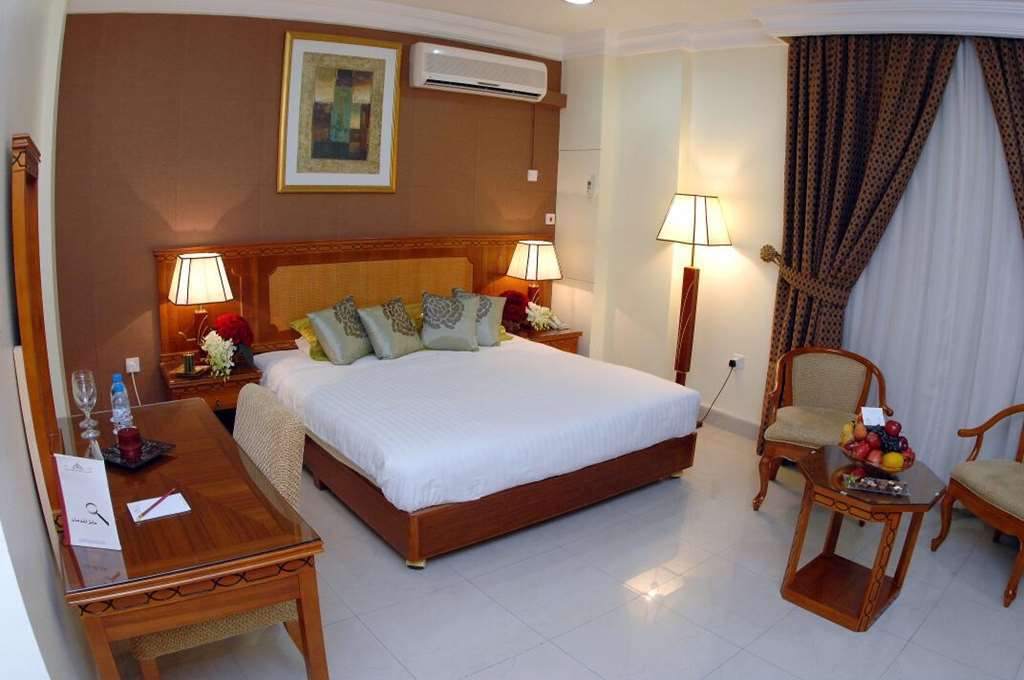 Al Muntazah Plaza Hotel Doha Szoba fotó