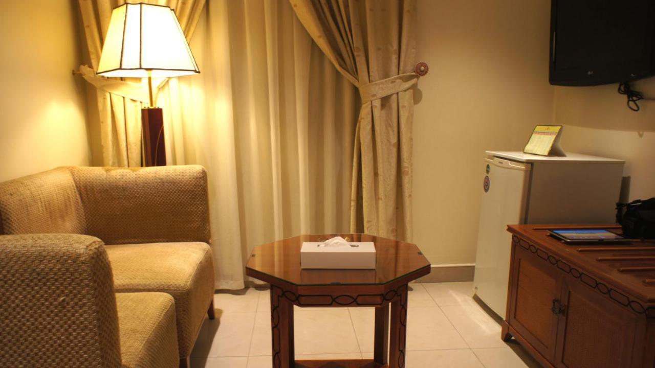 Al Muntazah Plaza Hotel Doha Kültér fotó