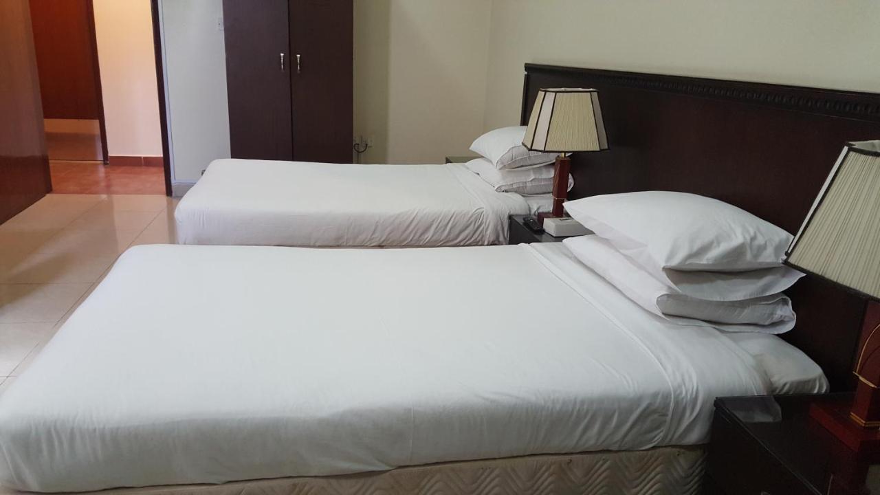 Al Muntazah Plaza Hotel Doha Kültér fotó